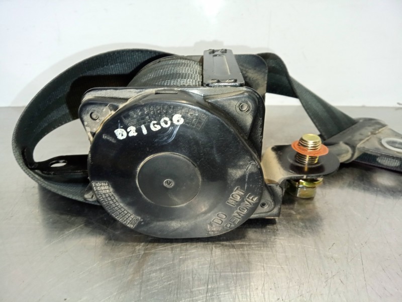 Recambio de cinturon seguridad trasero derecho para ssangyong rexton 2.9 turbodiesel cat referencia OEM IAM   