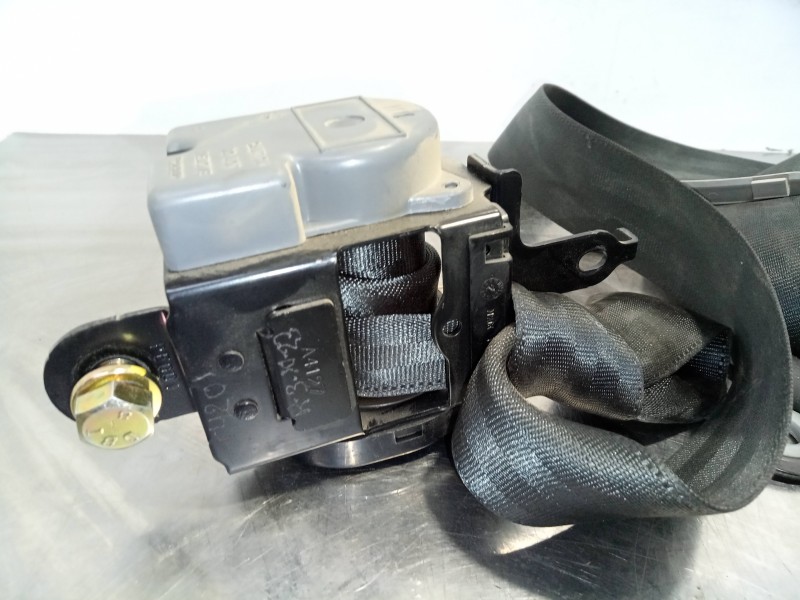 Recambio de cinturon seguridad trasero izquierdo para ssangyong rexton 2.9 turbodiesel cat referencia OEM IAM   