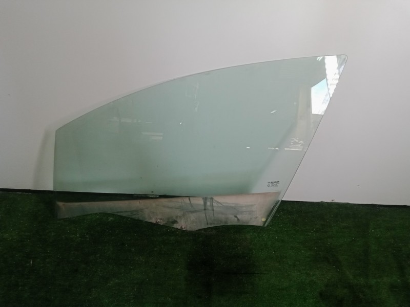 Recambio de luna delantera izquierda para renault clio iv 1.2 tce energy referencia OEM IAM   