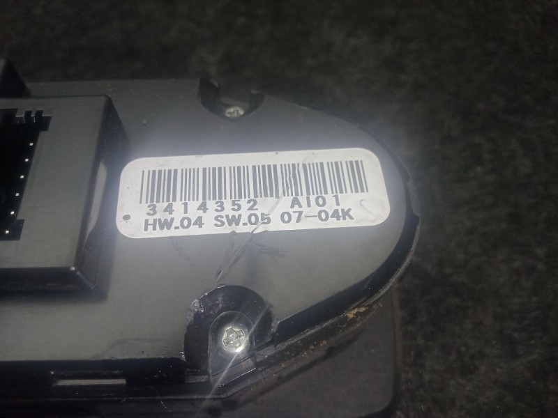 Recambio de mando elevalunas delantero izquierdo para bmw x3 (e83) 2.0 i referencia OEM IAM 3414352 - 3411746 - 3402734  ALPS