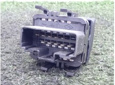 Recambio de mando elevalunas delantero izquierdo para renault clio ii (bb_, cb_) 1.5 dci (b/cb08) referencia OEM IAM SIN REFEREN 2