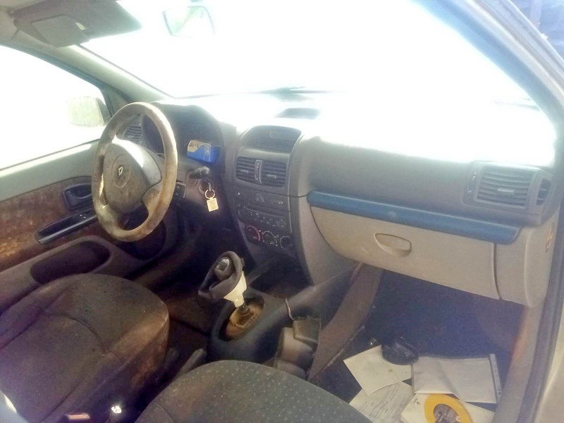 renault clio ii (bb_, cb_) del año 2004