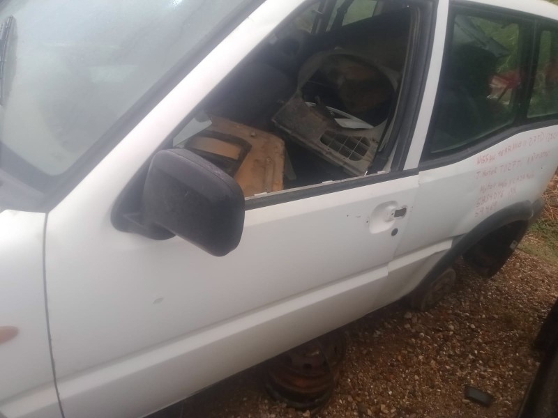 Recambio de puerta delantera izquierda para nissan terrano ii (r20) 2.7 tdi 4wd referencia OEM IAM   