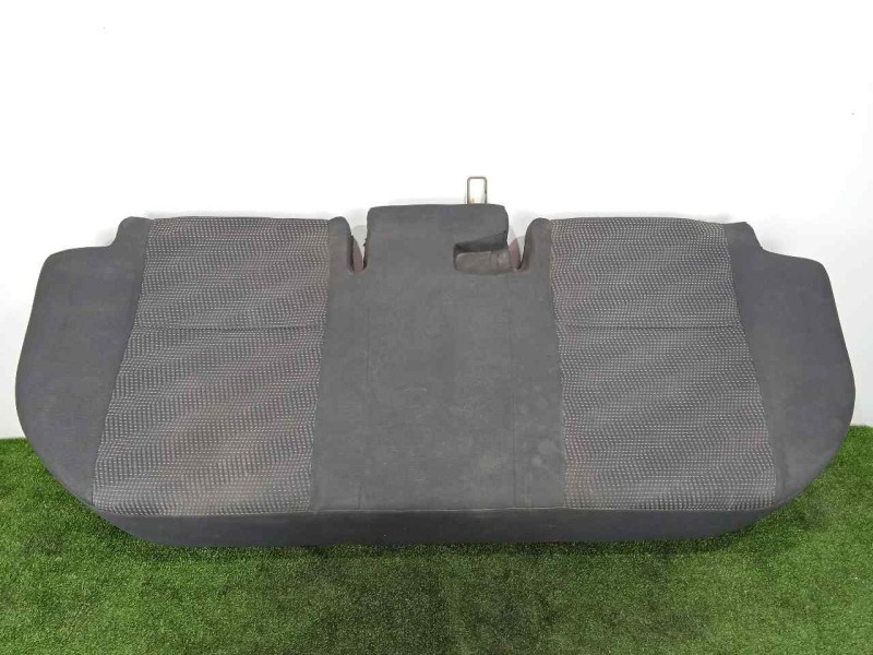 Recambio de asientos traseros para toyota auris 1.4 turbodiesel cat referencia OEM IAM  TELA - INFERIOR 3.PLAZAS