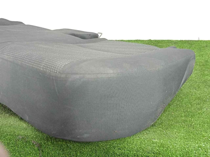 Recambio de asientos traseros para toyota auris 1.4 turbodiesel cat referencia OEM IAM  TELA - INFERIOR 3.PLAZAS