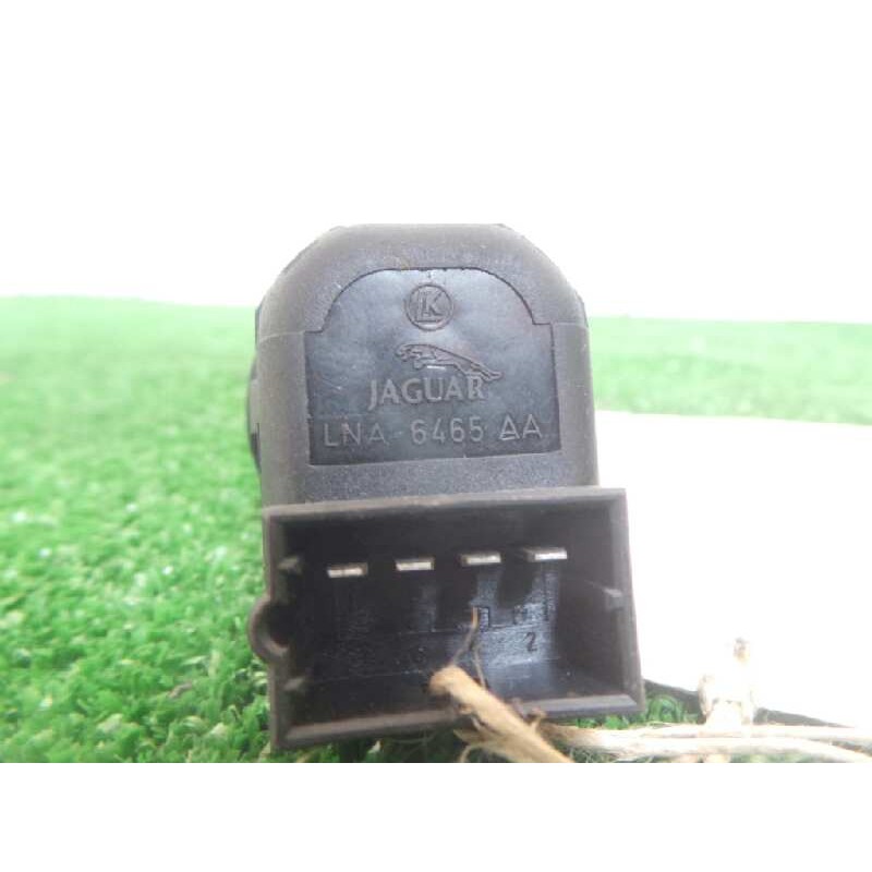 Recambio de interruptor para jaguar xk8/xkr coupe 4.0 v8 32v cat referencia OEM IAM LNA6465AA  4.PINES