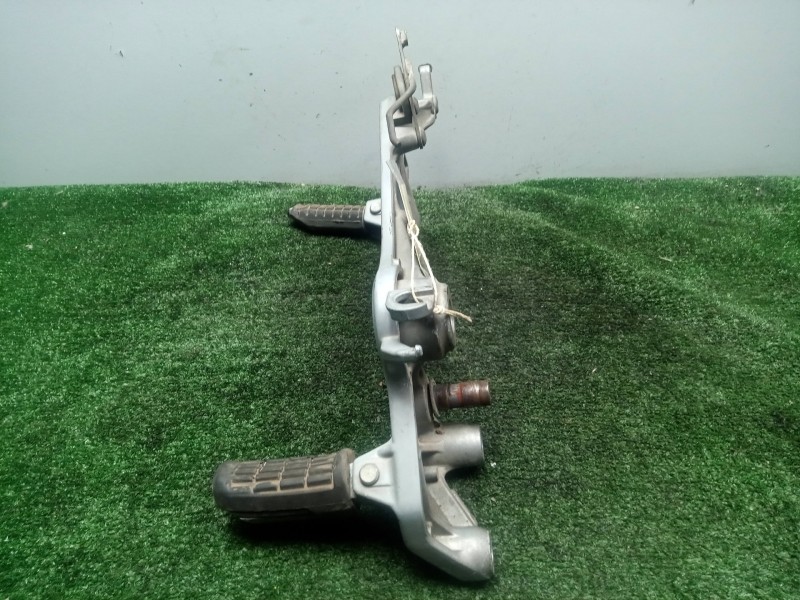 Recambio de estribo para honda fmx 650 (rd12) fx 650 vigor  (rd09) referencia OEM IAM 50615MAKE20  