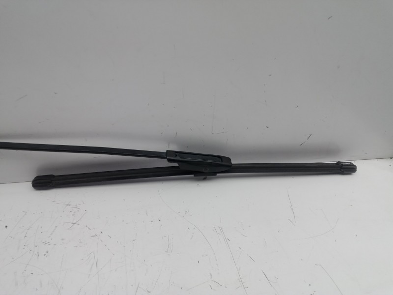 Recambio de brazo limpia delantero derecho para citroën c-elysée 1.6 blue-hdi fap referencia OEM IAM   