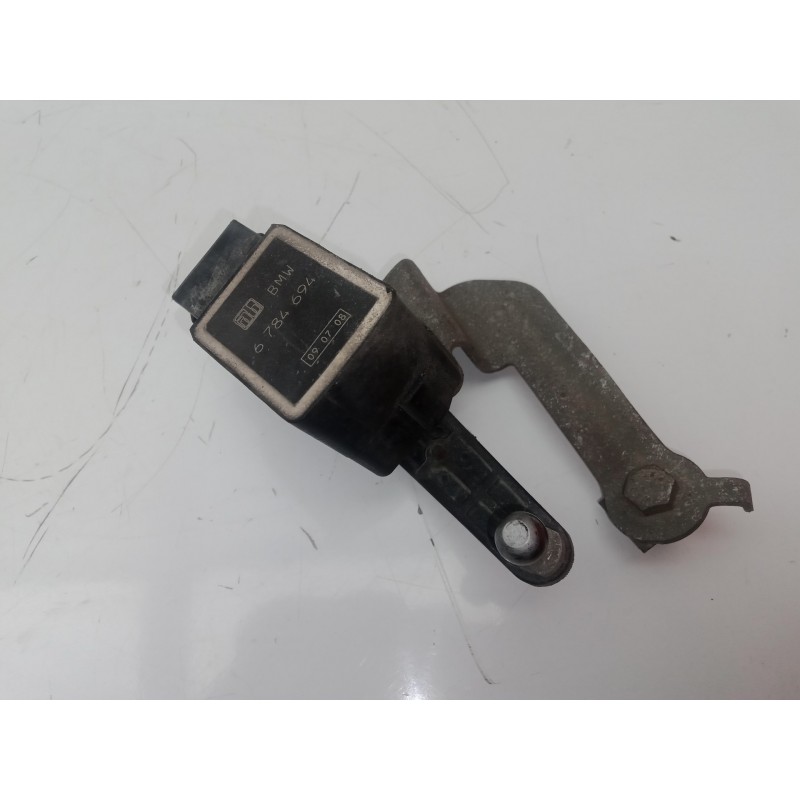 Recambio de sensor para bmw serie 1 berlina (e81/e87) 2.0 turbodiesel cat referencia OEM IAM 6784694 REGULACION.FAROS 6.PINES