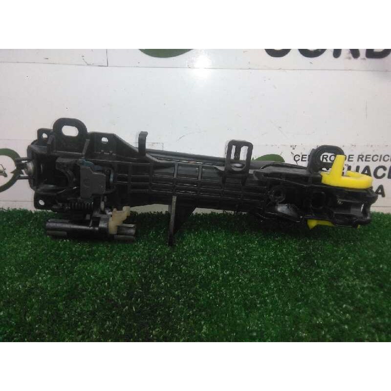 Recambio de maneta exterior delantera derecha para toyota land cruiser (j15) 3.0 turbodiesel cat referencia OEM IAM SINREFERENCI