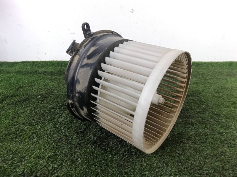 Recambio de motor calefaccion para nissan x-trail ii (t31) 2.0 dci 4x4 referencia OEM IAM .  Ø142MM