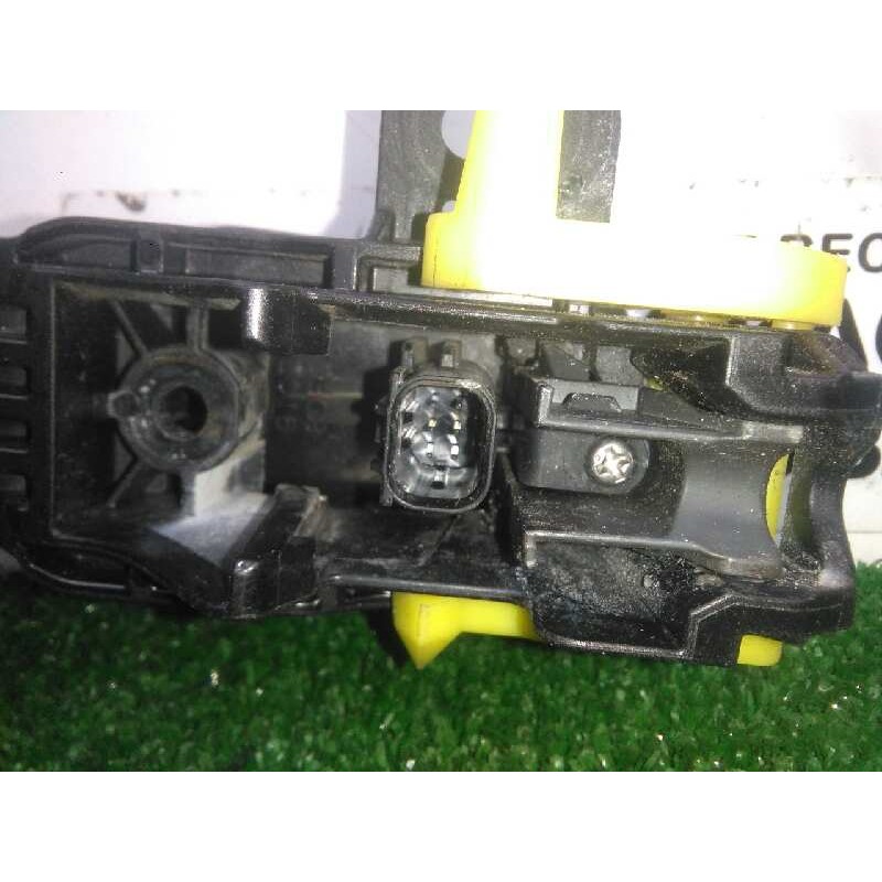 Recambio de maneta exterior delantera derecha para toyota land cruiser (j15) 3.0 turbodiesel cat referencia OEM IAM SINREFERENCI
