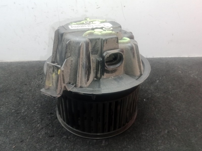 Recambio de motor calefaccion para dacia duster (hs_) 1.5 dci (hsaj) referencia OEM IAM N106609Z  BOSCH