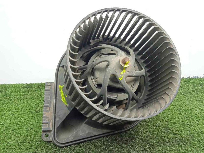 Recambio de motor calefaccion para mercedes-benz vito (w638) combi 2.2 16v cdi turbodiesel cat referencia OEM IAM 030699P - A002