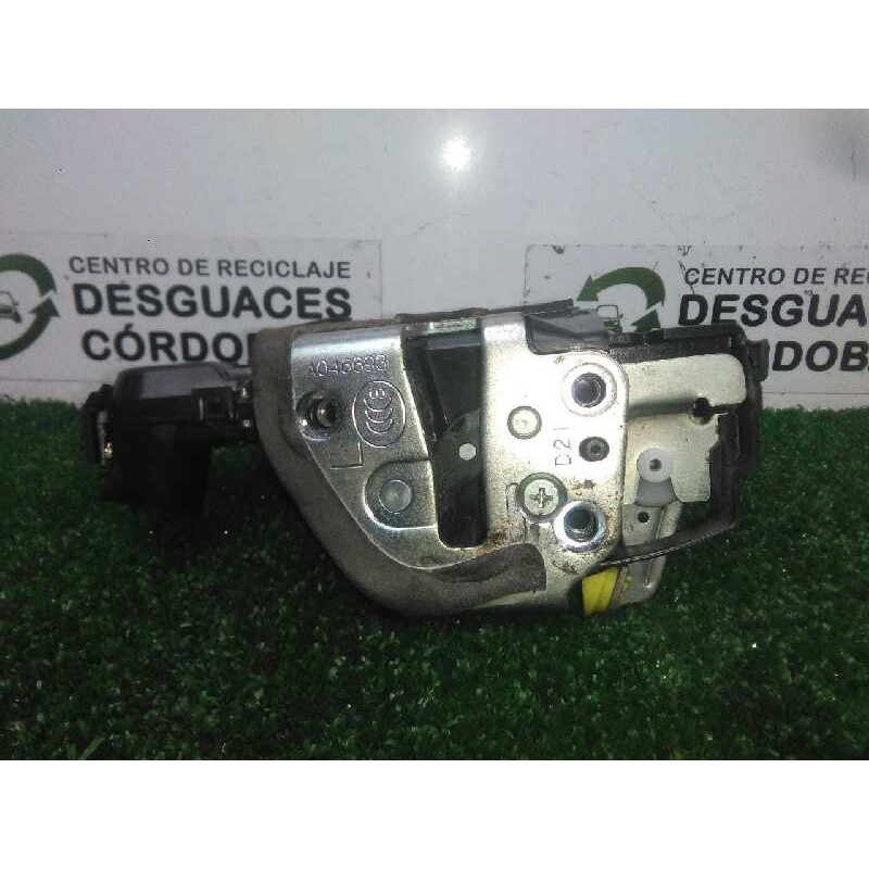 Recambio de cerradura puerta delantera izquierda para toyota land cruiser (j15) 3.0 turbodiesel cat referencia OEM IAM 690404224