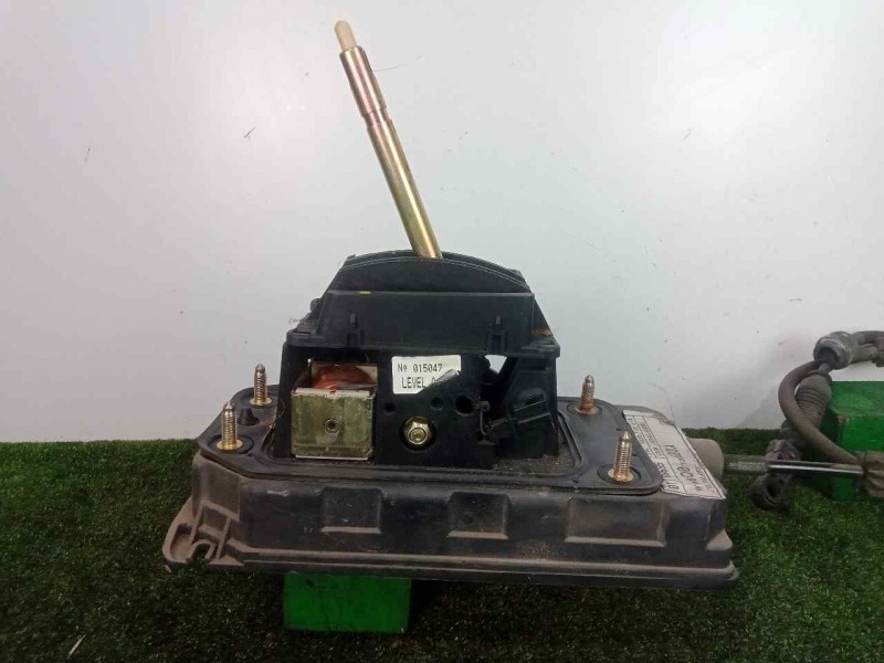 Recambio de palanca cambio para seat ibiza (6l1) 1.4 16v referencia OEM IAM 6Q0713023A AUTOMATICA 