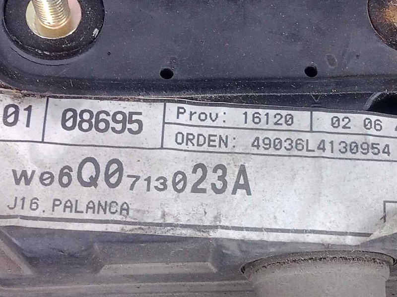 Recambio de palanca cambio para seat ibiza (6l1) 1.4 16v referencia OEM IAM 6Q0713023A AUTOMATICA 