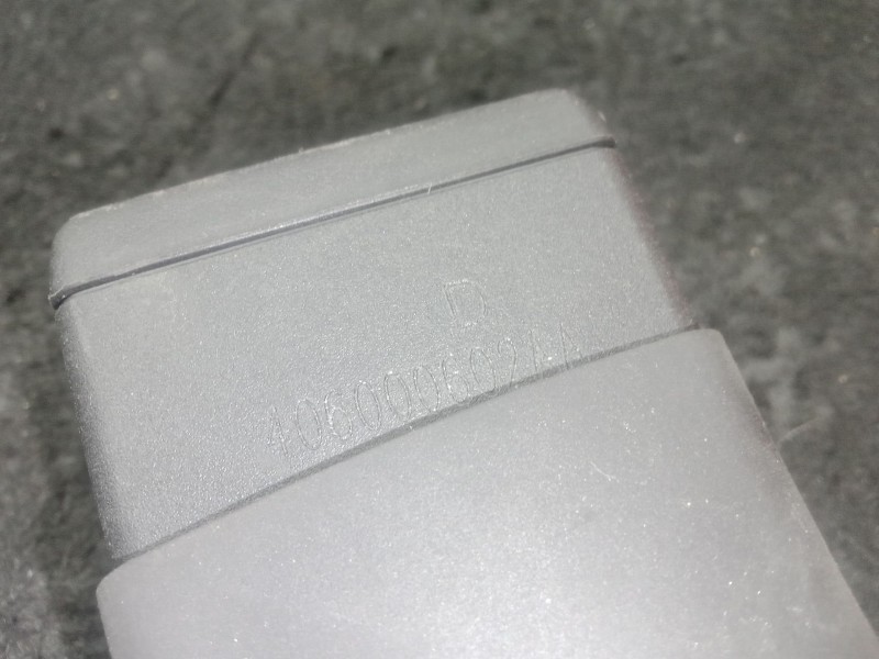 Recambio de enganche cinturon trasero derecho para omoda 5 1.6 tgdi referencia OEM IAM 406000602AA  