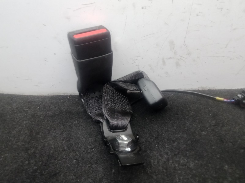Recambio de enganche cinturon trasero izquierdo para omoda 5 1.6 tgdi referencia OEM IAM 406000603AA  