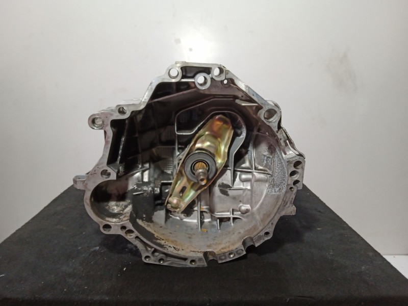 Recambio de caja cambios para audi a4 b6 (8e2) 1.9 tdi referencia OEM IAM GBQ 5 VELOCIDADES MANUAL