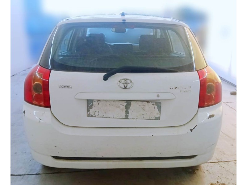 toyota corolla (_e12_) del año 2006