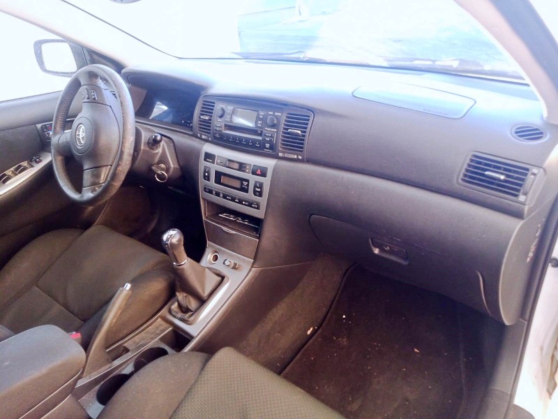 toyota corolla (_e12_) del año 2006