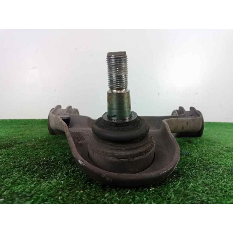 Recambio de brazo suspension superior delantero derecho para iveco daily furgón 2.3 diesel referencia OEM IAM 500379802  