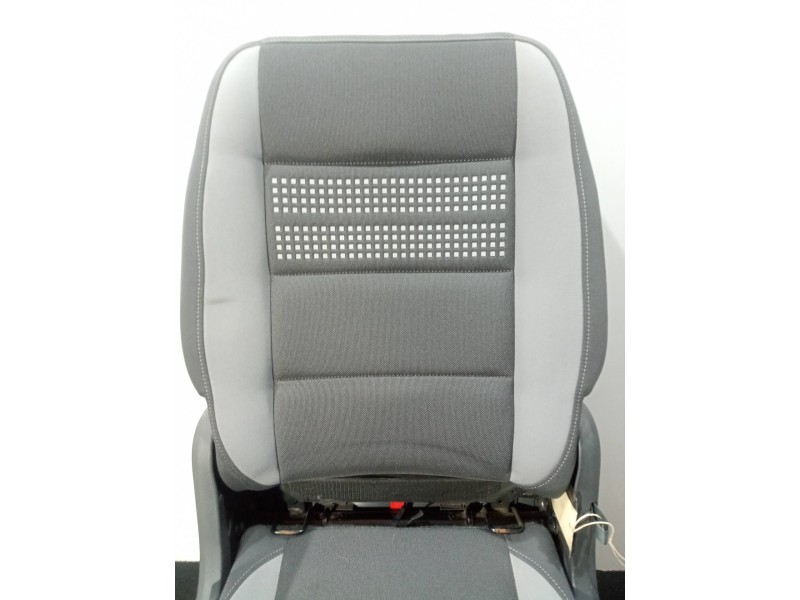 Recambio de asientos trasero izquierdo para volkswagen touran (1t3) 1.2 tsi referencia OEM IAM  + ENGANCHE 