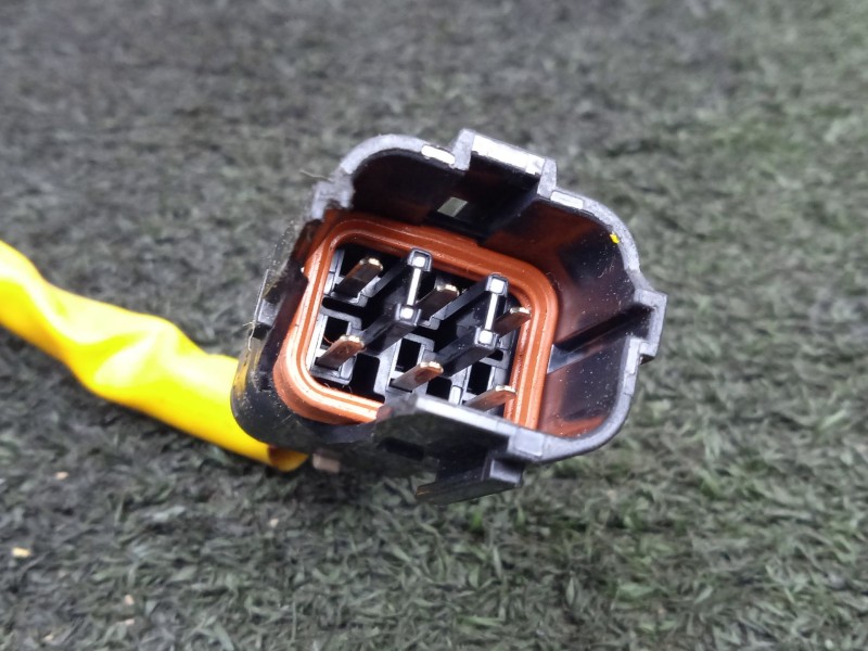 Recambio de cerradura puerta trasera izquierda para kia sorento 2.5 crdi cat referencia OEM IAM SIN REFERENCIA  