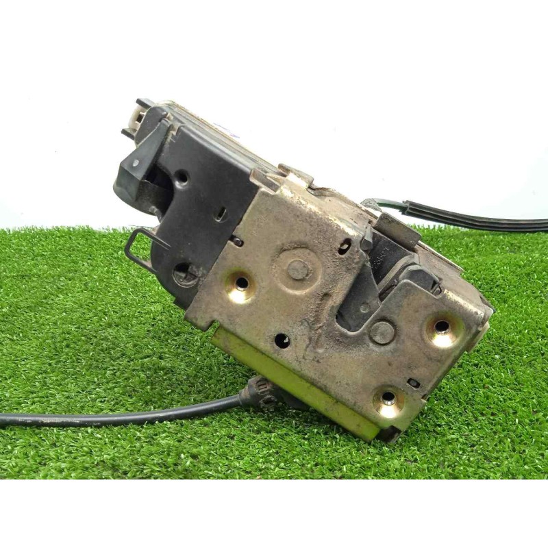 Recambio de cerradura puerta delantera izquierda para citroën c3 pluriel 1.4 hdi referencia OEM IAM 46978780-080605050261 02-09 