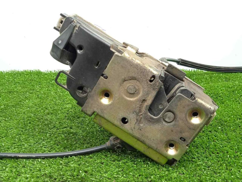 Recambio de cerradura puerta delantera izquierda para citroën c3 pluriel 1.4 hdi referencia OEM IAM 46978780-080605050261 02-09 