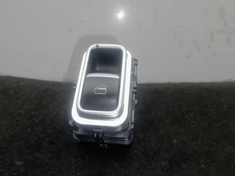 Recambio de mando elevalunas trasero izquierdo para omoda 5 1.6 tgdi referencia OEM IAM 808000851AA  