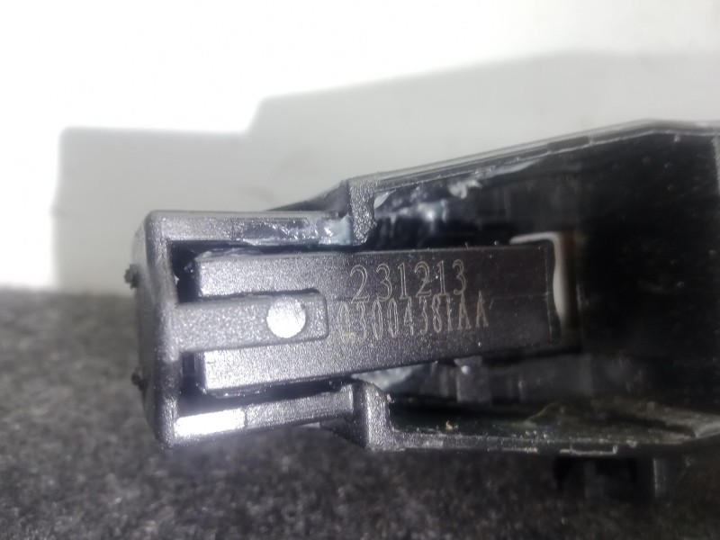 Recambio de maneta exterior trasera derecha para omoda 5 1.6 tgdi referencia OEM IAM 403002414AA ARAÑADA BLANCO