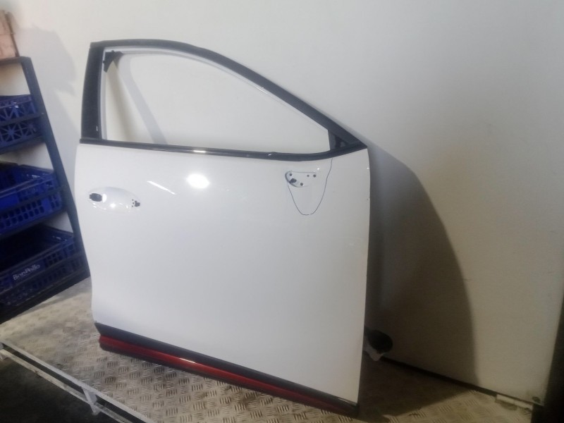 Recambio de puerta delantera derecha para omoda 5 1.6 tgdi referencia OEM IAM LEVE BOLLO  BLACO