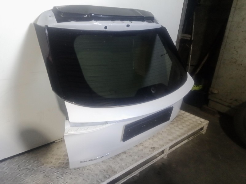 Recambio de porton trasero para omoda 5 1.6 tgdi referencia OEM IAM   BLANCO