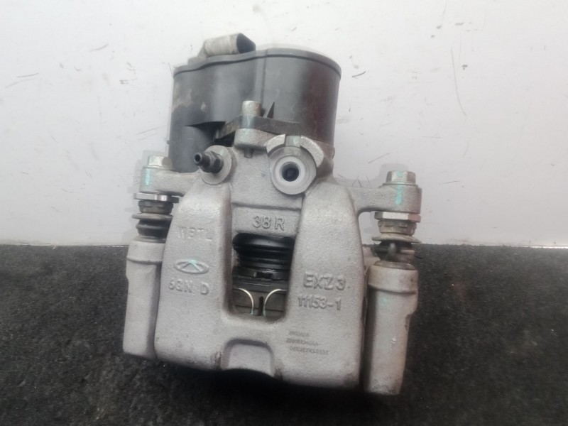 Recambio de pinza freno trasera derecha para omoda 5 1.6 tgdi referencia OEM IAM 2040003240AA  