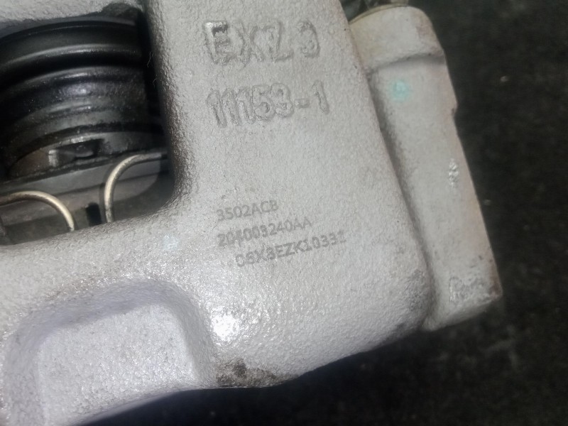 Recambio de pinza freno trasera derecha para omoda 5 1.6 tgdi referencia OEM IAM 2040003240AA  