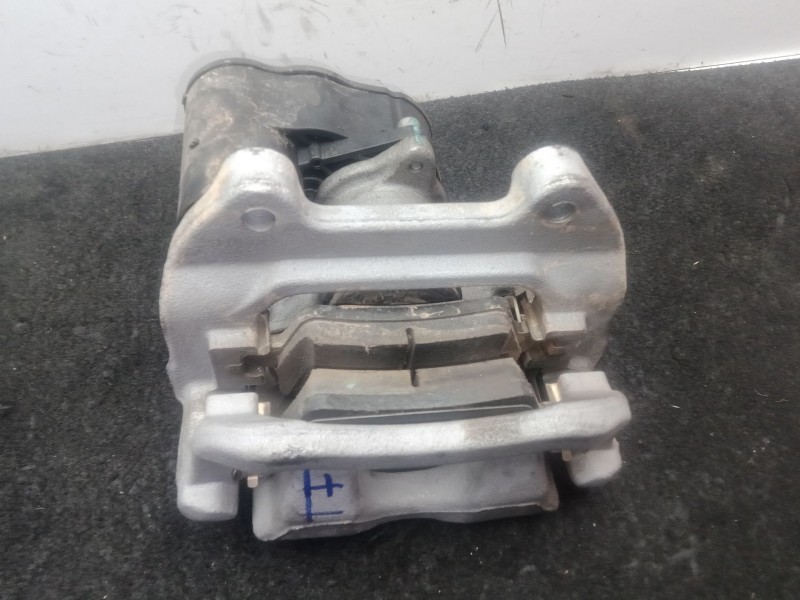 Recambio de pinza freno trasera izquierda para omoda 5 1.6 tgdi referencia OEM IAM 2040003239AA  