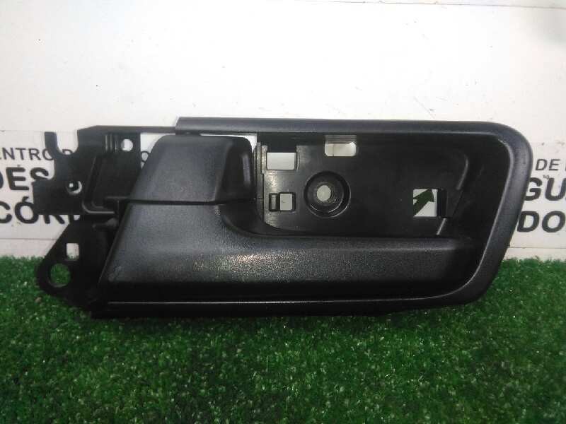 Recambio de maneta interior delantera izquierda para toyota land cruiser (j15) 3.0 turbodiesel cat referencia OEM IAM SINREFEREN