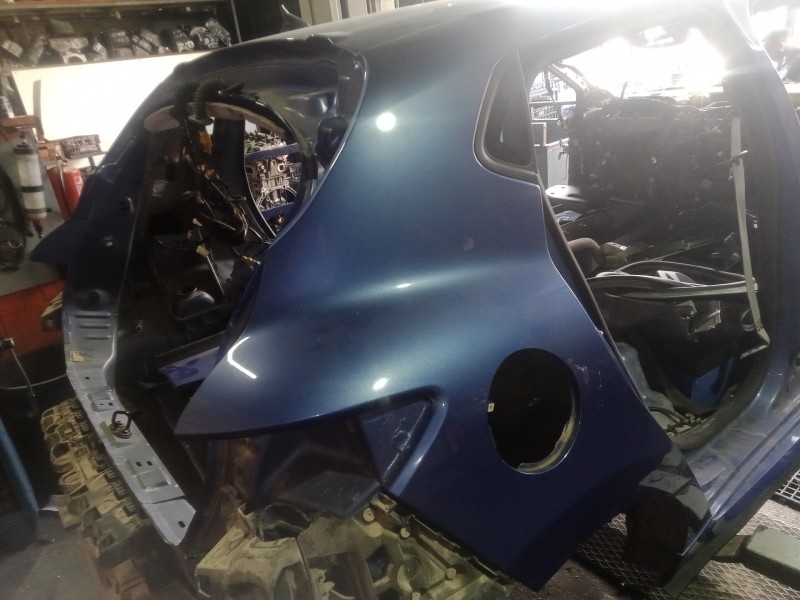 Recambio de aletin trasero derecho para renault clio iv 1.2 tce energy referencia OEM IAM   