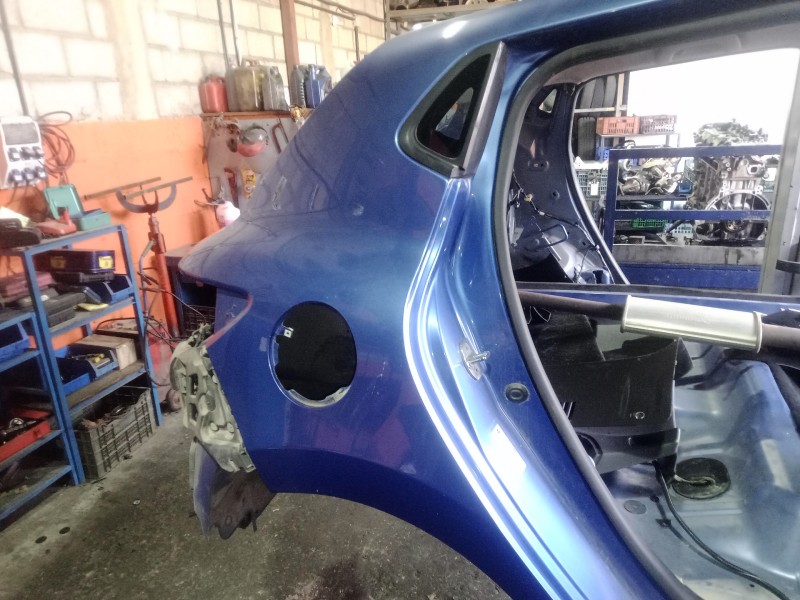 Recambio de aletin trasero derecho para renault clio iv 1.2 tce energy referencia OEM IAM   