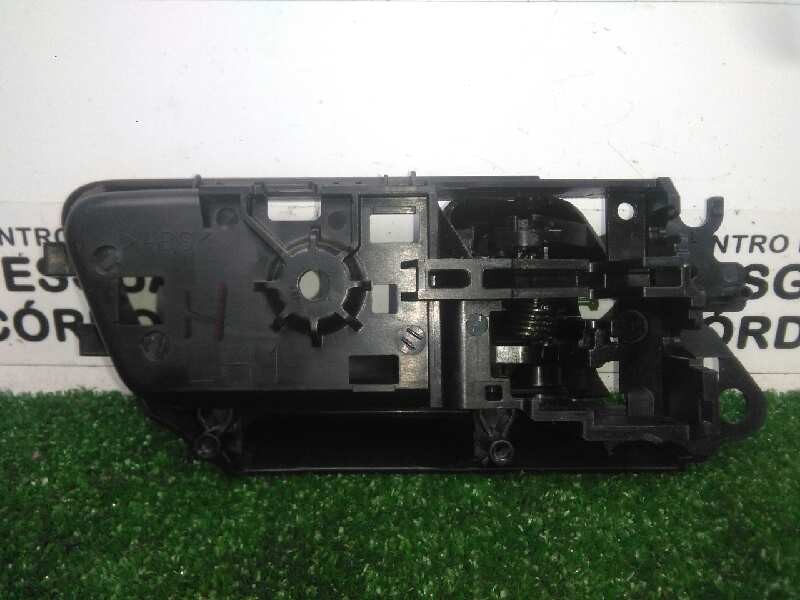 Recambio de maneta interior delantera izquierda para toyota land cruiser (j15) 3.0 turbodiesel cat referencia OEM IAM SINREFEREN