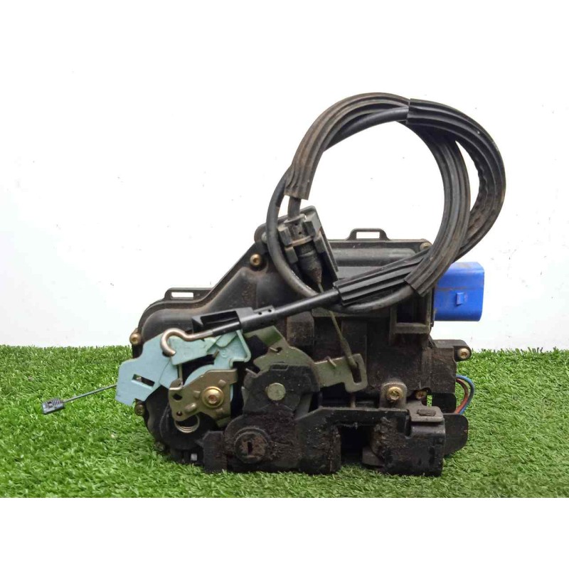 Recambio de cerradura puerta trasera izquierda para seat altea (5p1) 1.6 referencia OEM IAM 7L0839015 7.PINES CONECTOR.AZUL