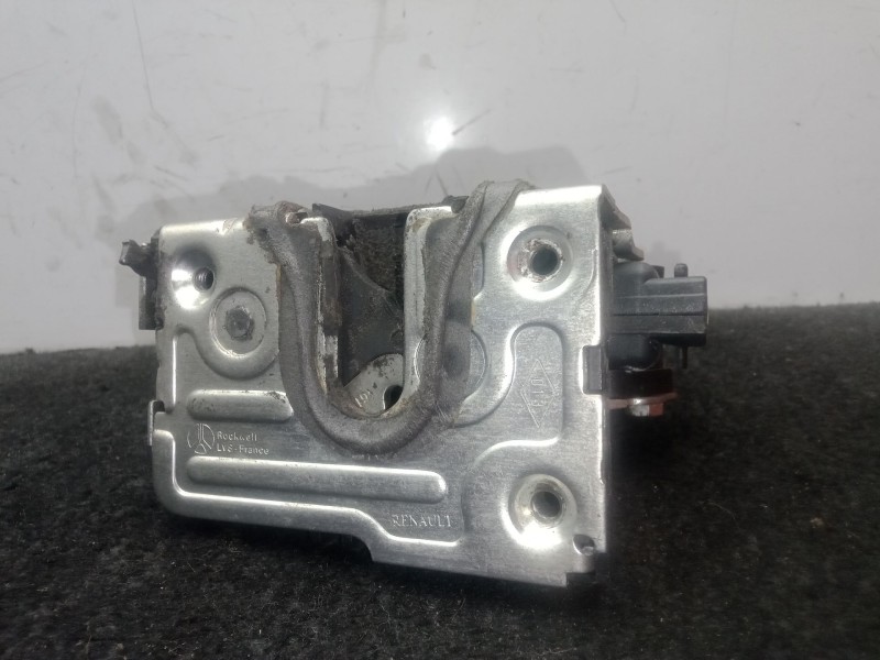 Recambio de cerradura puerta trasera izquierda para dacia duster (hs_) 1.5 dci (hsaj) referencia OEM IAM 825030283R  