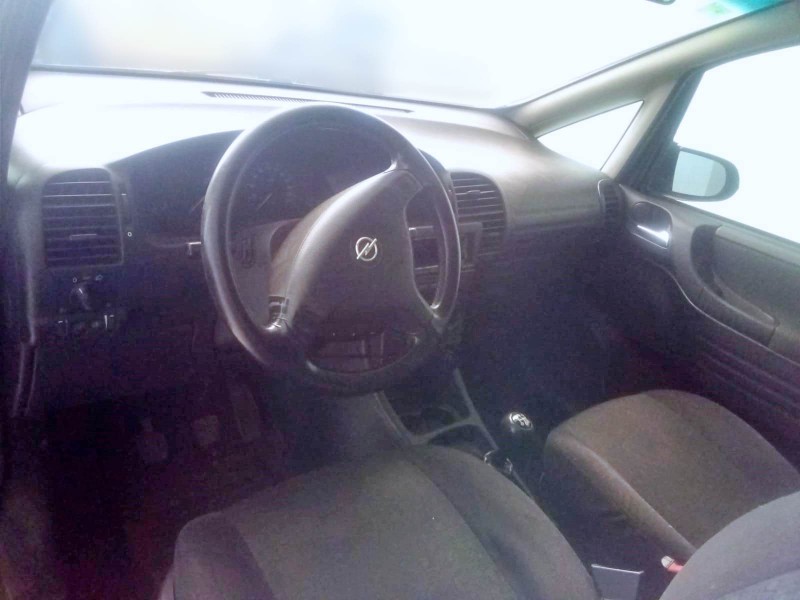 opel zafira a monospace (t98) del año 2000