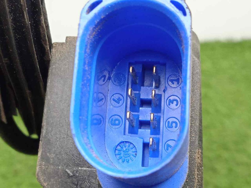 Recambio de cerradura puerta trasera izquierda para seat altea (5p1) 1.6 referencia OEM IAM 7L0839015 7.PINES CONECTOR.AZUL