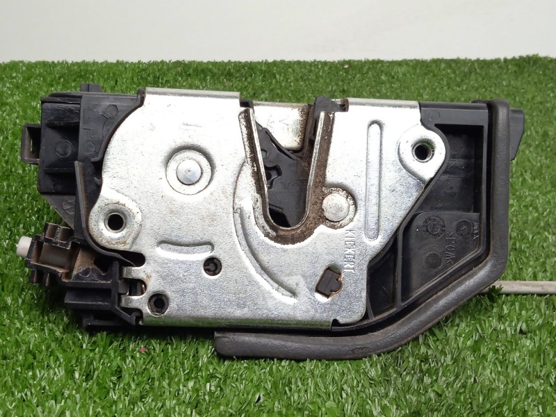 Recambio de cerradura puerta delantera derecha para bmw 1 (f20) 116 d referencia OEM IAM A053702  ELECTRICA - 4.PINES