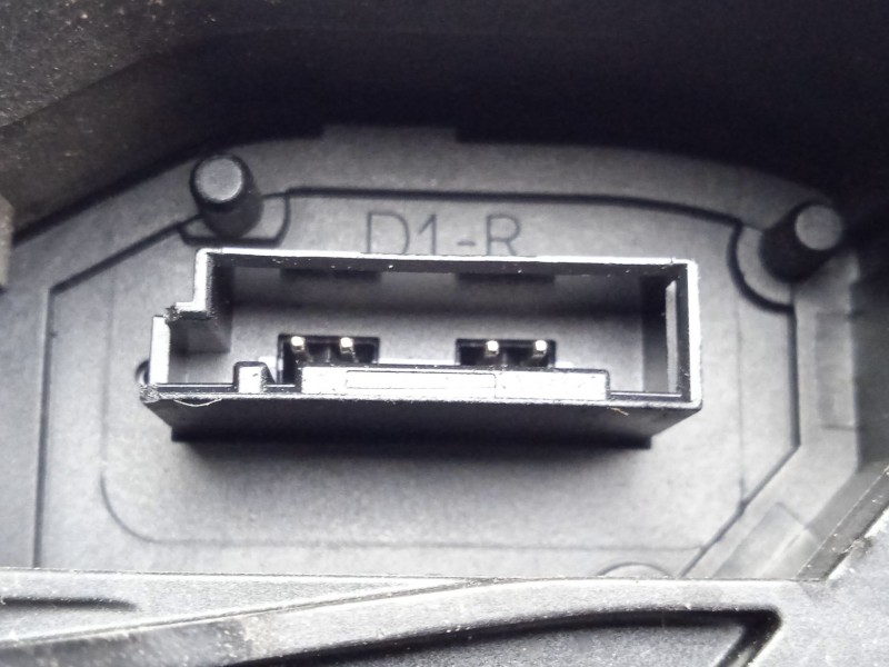 Recambio de cerradura puerta delantera derecha para bmw 1 (f20) 116 d referencia OEM IAM A053702  ELECTRICA - 4.PINES