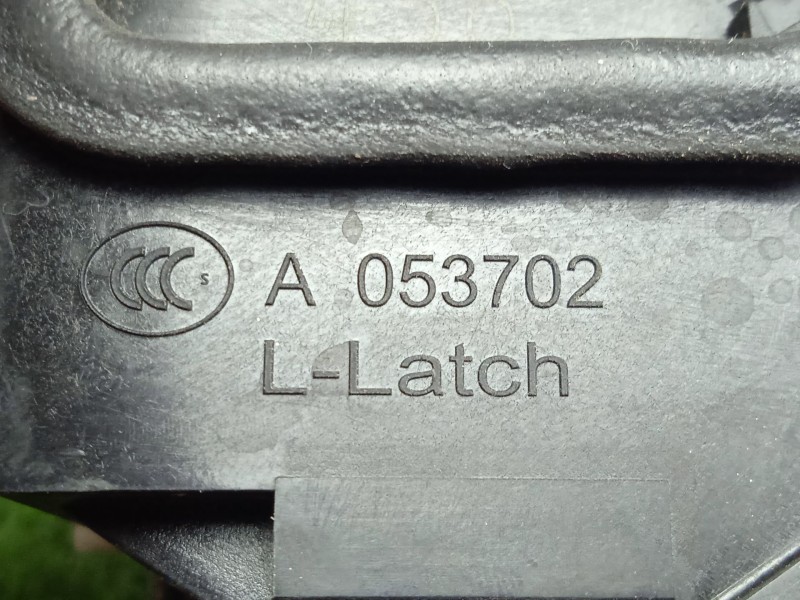 Recambio de cerradura puerta delantera derecha para bmw 1 (f20) 116 d referencia OEM IAM A053702  ELECTRICA - 4.PINES