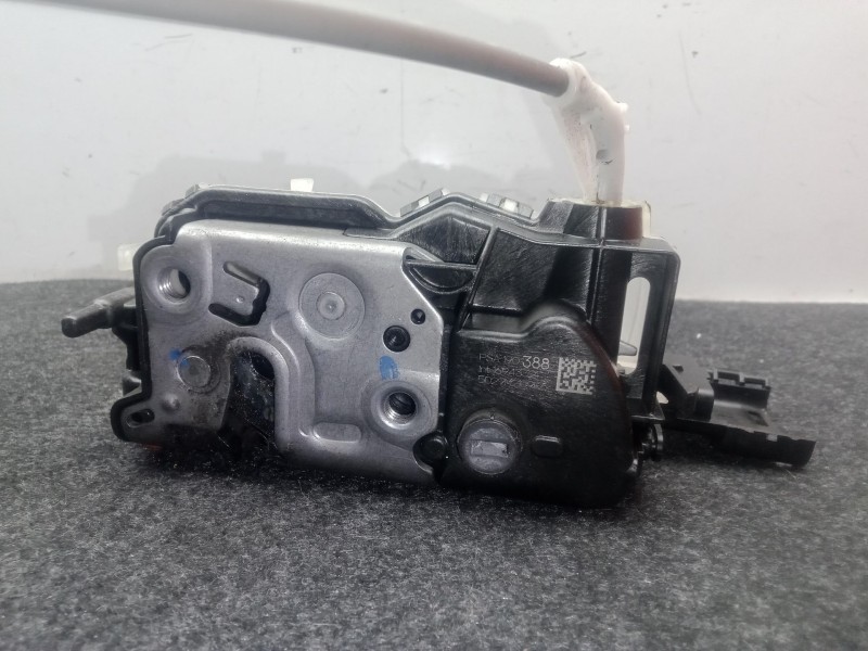 Recambio de cerradura puerta trasera derecha para citroën c4 cactus 1.5 bluehdi 100 referencia OEM IAM 16943321  